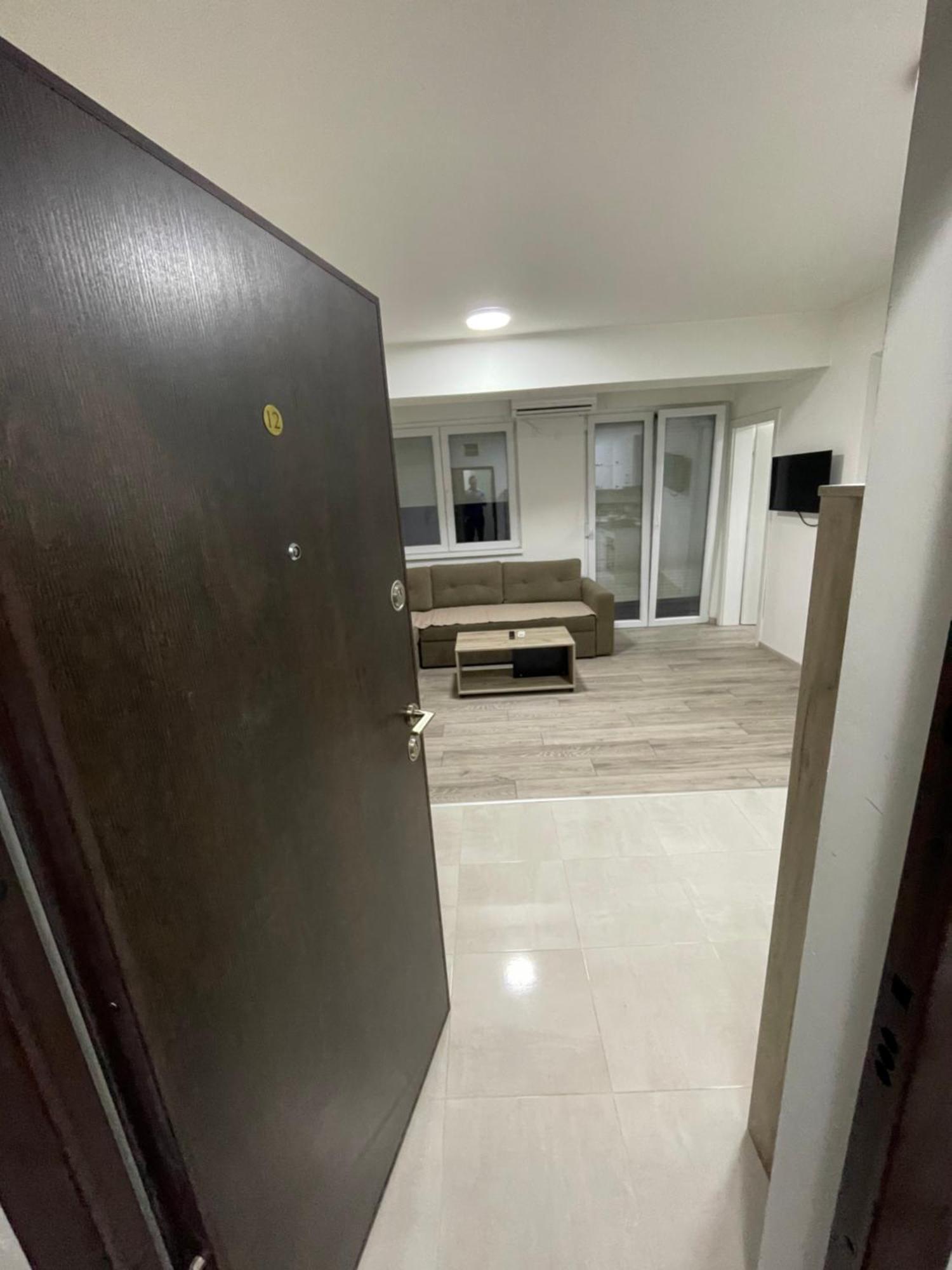 Mrn Apartment 2 Скопие Екстериор снимка
